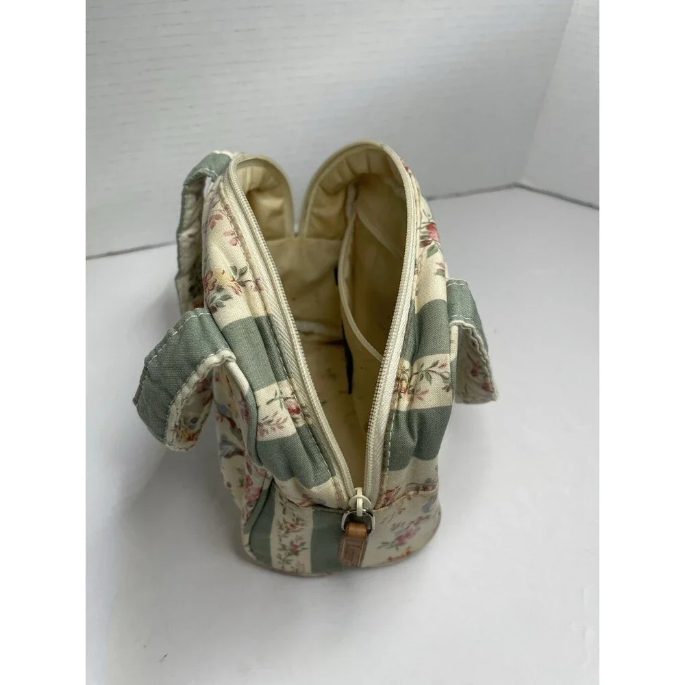Lauren Ralph Lauren 6x7x4 preloved
